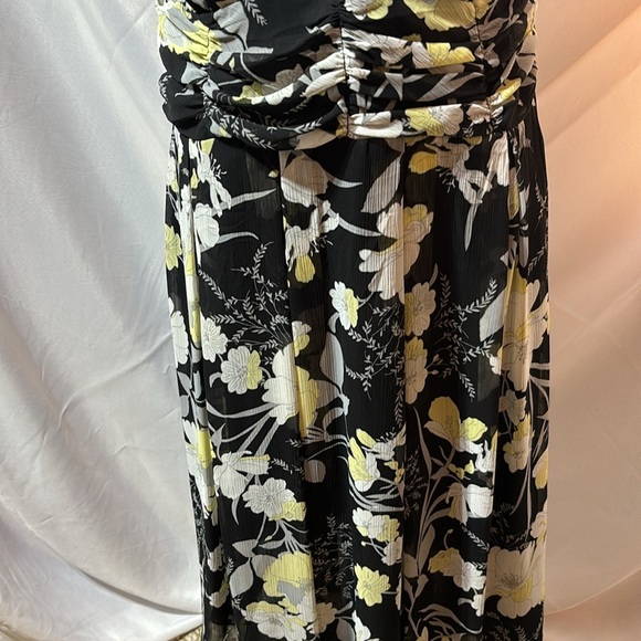 BOGO STUDIO 1 Black/Yellow/Gray Floral V-Neck Dress Size 14 NWOT - Picture 3 of 12
